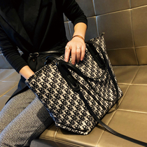 Advanced Sense Tote Bag Large Capacity Canvas Bag Pet Backpack Single Shoulder Armband Bag Mommy Bag 2021 New Bag