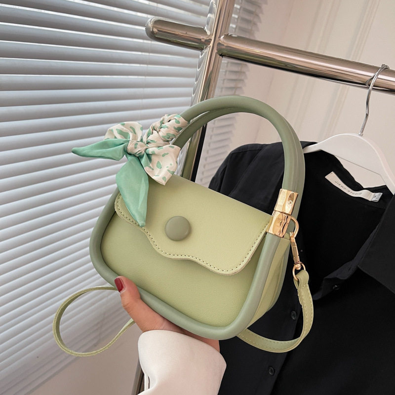 A Soundhot Sell gold Bucket Bag 2021 Pack Pets Slanted Satchel Handbag handbag Mini small bag sequined bag wrapped bag