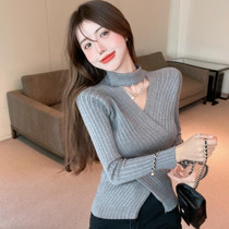 2021 autumn and winter new small crowdresses to hang neck blouses female irregular design feeling undershirt with hitch-knit sweater