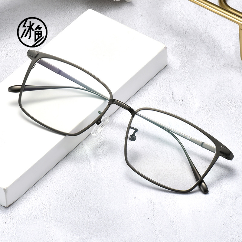 Ultra Light Pure Titanium Matched Nearsightedness Glasses Men's Glasses Frame Retro Eyellens Glasses Round Face Large Frame Can Have Degrees