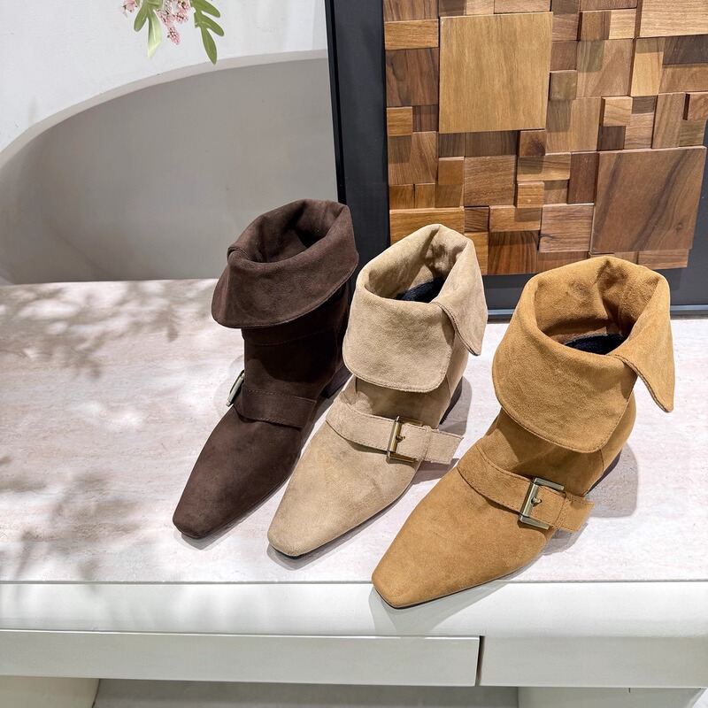 French Retro High-End Square-Toe Genuine Leather Two-Way Short Boots for Women 2026 Autumn New Chunky Heel Western Boots Mid-Calf Slim Boots French Retro High-End Square-Toe Genuine Leather Two-Way Short Boots for Women 2026 Autumn New Chunky Heel Western Boots Mid-Calf Slim Boots