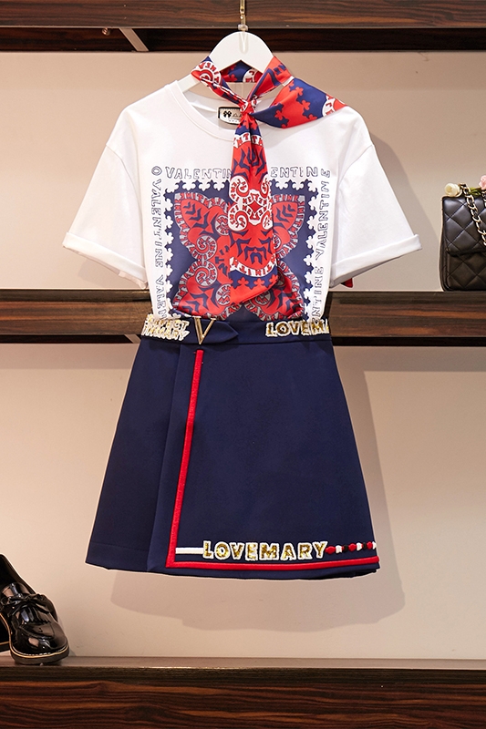 DABI 韓國復古風時尚植物紋T恤顯瘦套裝短袖裙裝 DABI 韓國復古風時尚植物紋T恤顯瘦套裝短袖裙裝