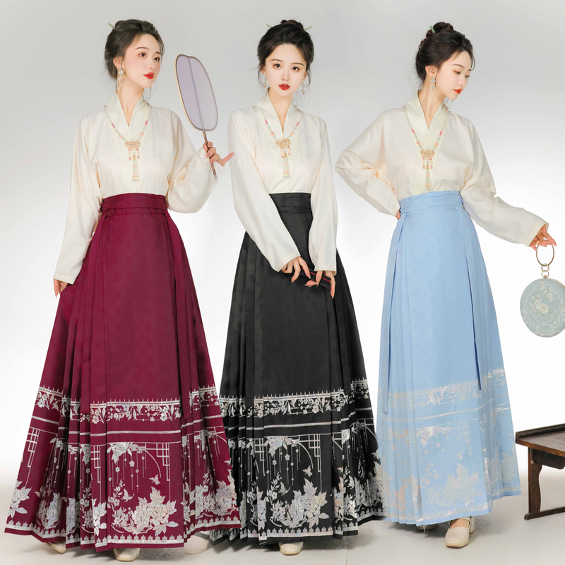 Hanfang Huagao High-Precision Satin with Gold and Silver Embroidery, Black Imitation Mother-Of-Pearl, Mamian Skirt Daily Commute Hanfu with Airplane Sleeves