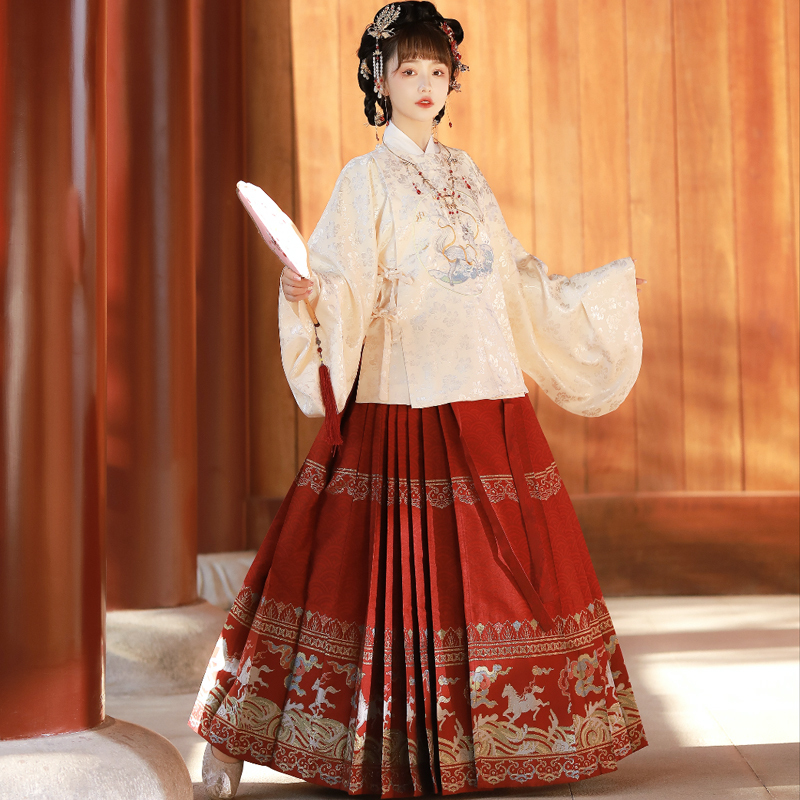 Hanfanghua Original Hanfu for Women, Ming Dynasty Style, Gold Embroidered Floral One-Piece Mamian Skirt Round-Neck Diagonal Placket Jacket for Autumn and Winter Hanfanghua Original Hanfu for Women, Ming Dynasty Style, Gold Embroidered Floral One-Piece Mamian Skirt Round-Neck Diagonal Placket Jacket for Autumn and Winter