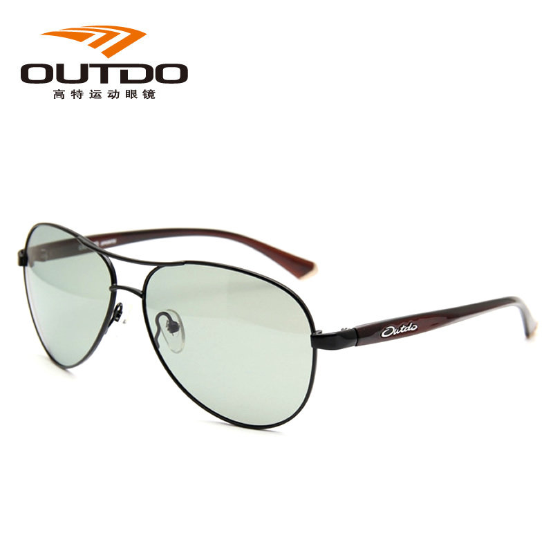 High t ML262 day and night Dual-purpose polarized discoloration glasses driving sunglasses men and women night vision drivers driving sunglasses