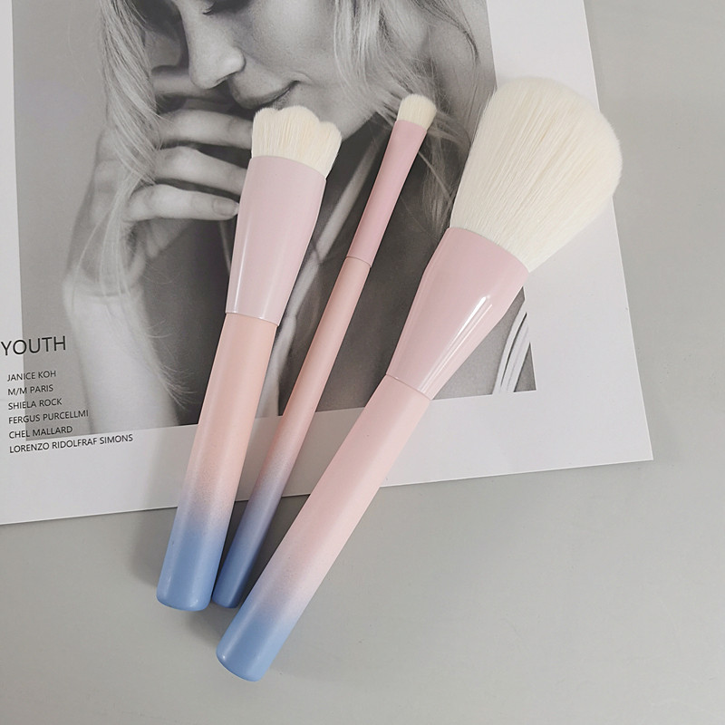 Jumei easy to use Korean gradient blue bevel loose powder brush flat head eye shadow brush petal type foundation brush