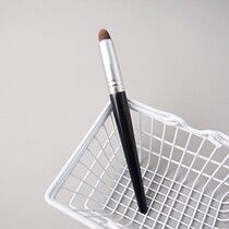 Net red makeup brushed warhead flawless brush with soft hair pimple black eye ring not eating powder New hand Round Head Flawless Brush