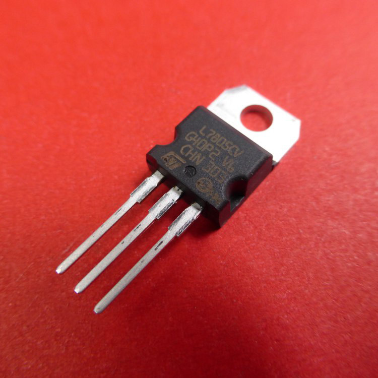 DIP straight 5V 5V 9V 12V TO-220 three-end voltage L7805CV L7805CV L7809CV L7809CV L7812CV 78L05-Taoba