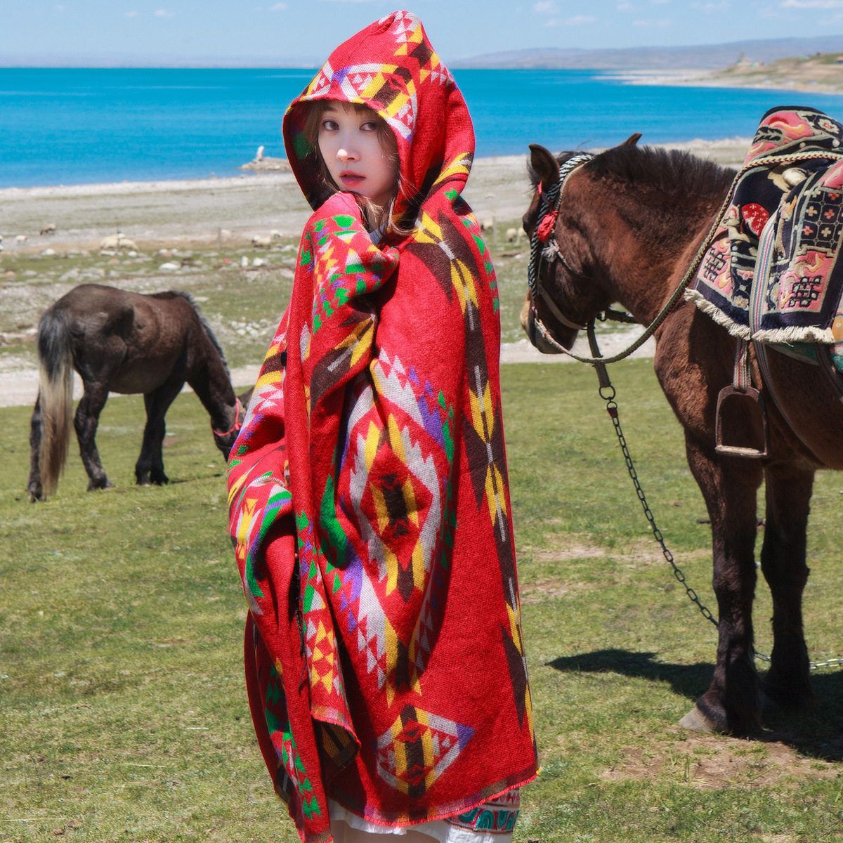 Ethnic Wind Prairie Desert Large Shawl Female Autumn Winter Fighting Fluffy Hat Windproof Warm Qinghai Lake Tourist Cloak Jacket