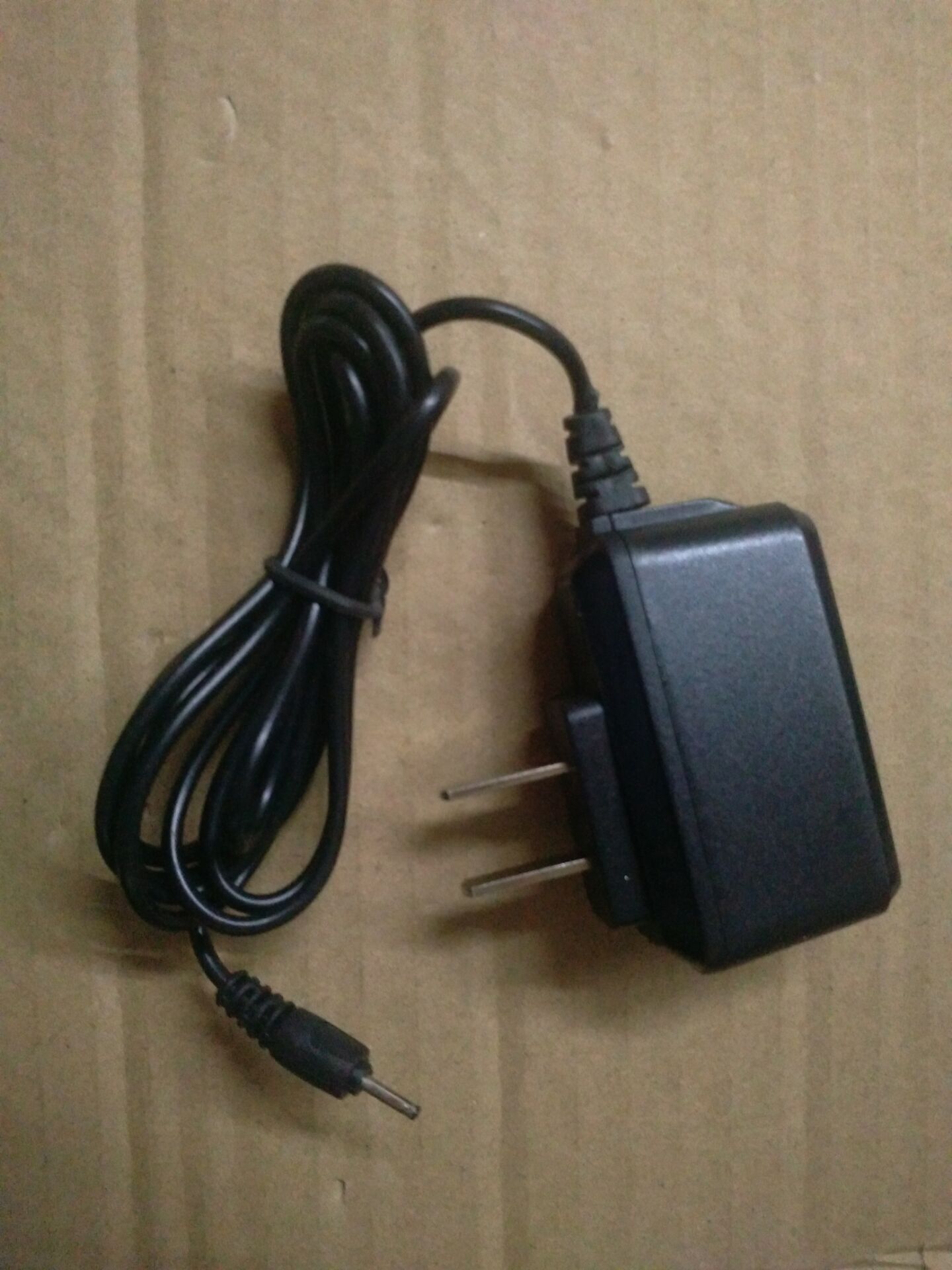 chargeur - Ref 1296669 Image 6