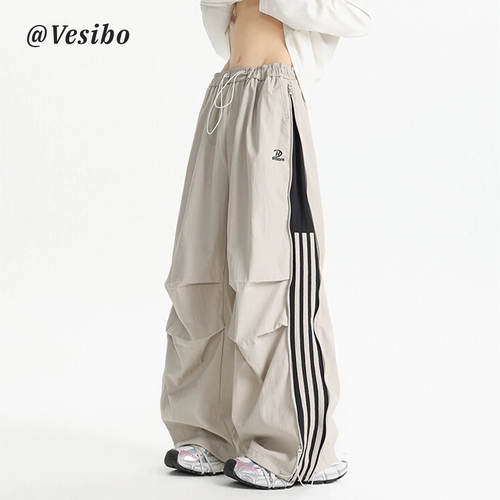 Дизайнерские штаны, в американском стиле, тренд сезона, свободный крой