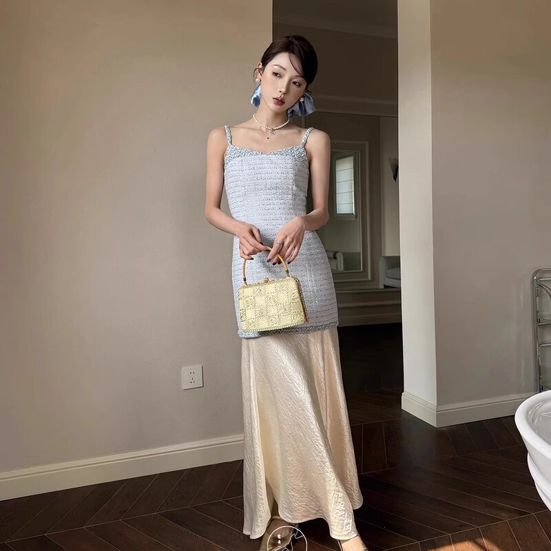 [in Stock] Luqing Same Style Acetate Satin Skirt for Women, Light Luxury Glossy Drape A-Line Satin Midi Skirt