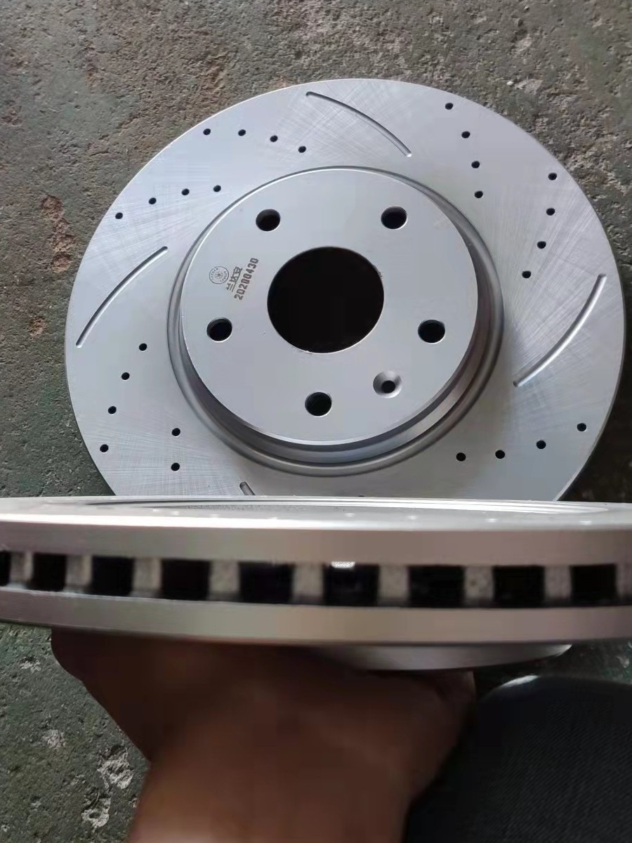 Suitable for Kia K3 Cerato Freddy K5 Sportage K4 Seltos Kx3 Modified K3S Rear and Front Brake Discs