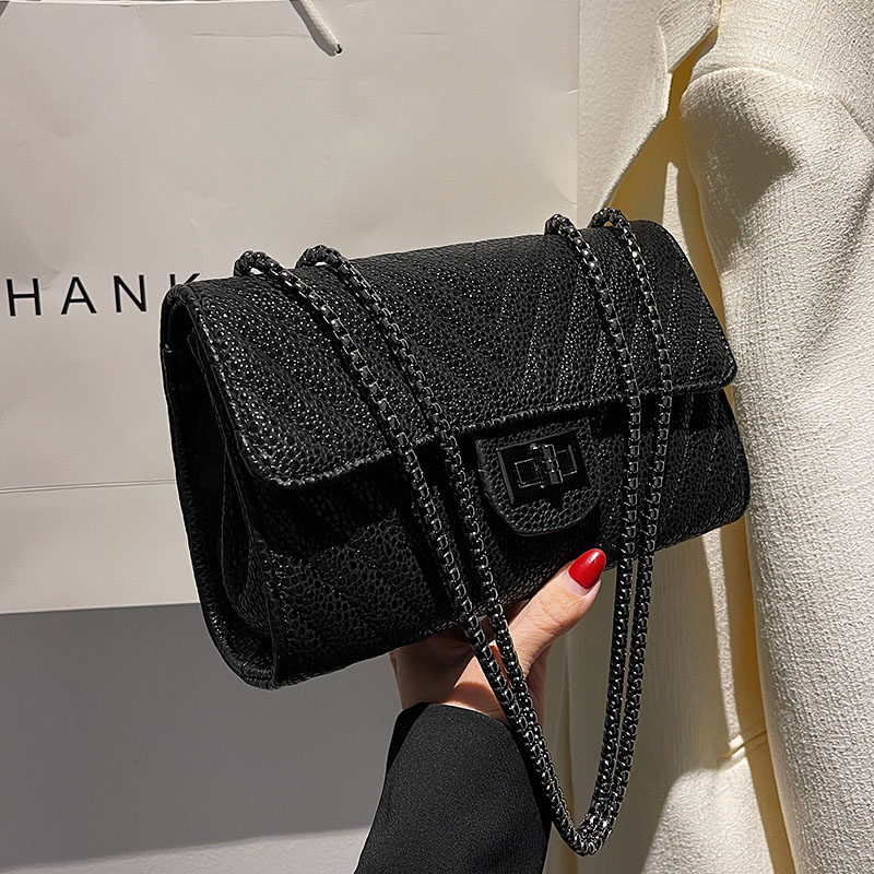 Leather simple bag women's 2022 new trendy fashion chain shoulder bag rhombus messenger bag niche all-match square bag
