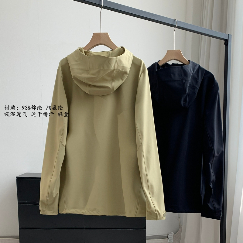 【Men's Clothing】Zhuchunxi |   Outp Series Breathable and Water-Repellent Hooded Soft Shell Jacket for Men