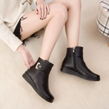 Зимние удерживающие тепло туфли для матери, нескользящие короткие сапоги для кожаной обуви, для среднего возраста, большой размер, мягкая подошва