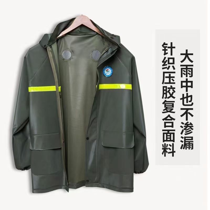 Single-Piece Raincoat with Breathable Upper Body Protection Against Heavy Rain Single-Piece Raincoat with Breathable Upper Body Protection Against Heavy Rain