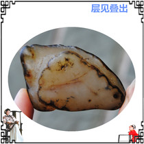 The layers of red agate chalcedony hand to play with pendants Madagascar original stone ornamental stone ornamental stone collection treasures