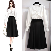 Set autumn 2021 new feminine temperament goddess Fan early autumn fashion senior feel skirt set