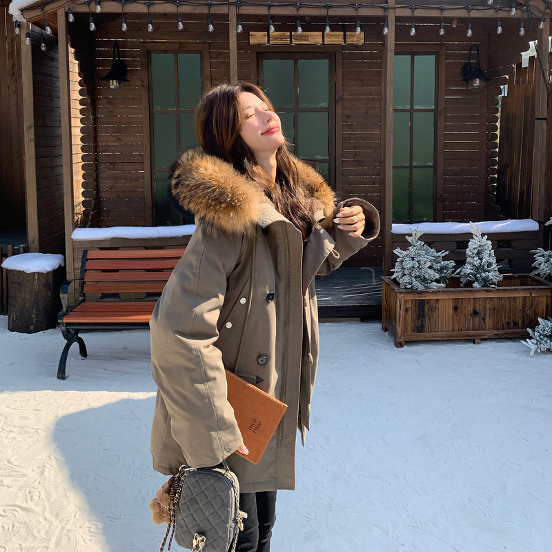 Army Green Workwear Parka down Jacket for Women, Winter 2026 New Style, Thickened with Large Fur Collar, Hooded, 90% White Duck down Coat Army Green Workwear Parka down Jacket for Women, Winter 2026 New Style, Thickened with Large Fur Collar, Hooded, 90% White Duck down Coat