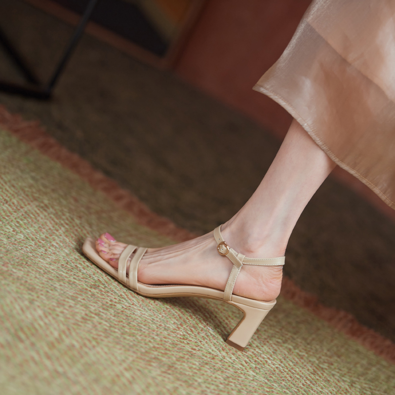 Sandal women Summer middle heel wearing 100 lap heel Comfort Genuine Leather Fashion style retro with high heel Shoe