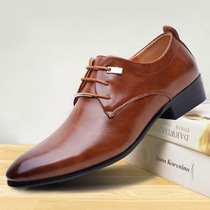 Mens leather shoes British retro style pointed toe mens trend polished bright leather business wedding shoes mens height-increasing single leather shoes