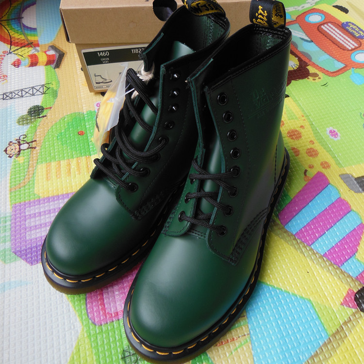 dr martens 8 hole