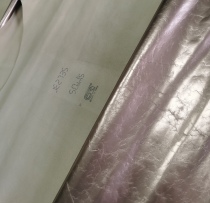 Italy GR Light gold wrinkled crack sheepskin leather leather material 0 8mm or so 5 sheets a total of 24 8 feet slightly straight