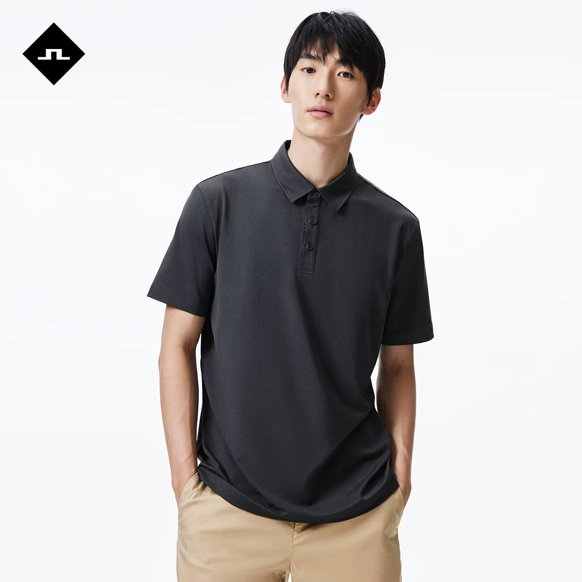 Summer light and thin elastic design polo, with short sleeve