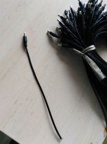 The power supply wiring head