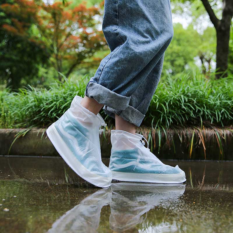 Simple unprinted wind transparent rain shoe cover men and women rainy weather waterproof non-slip silicone shoe cover one-piece thickening and wear-resistant