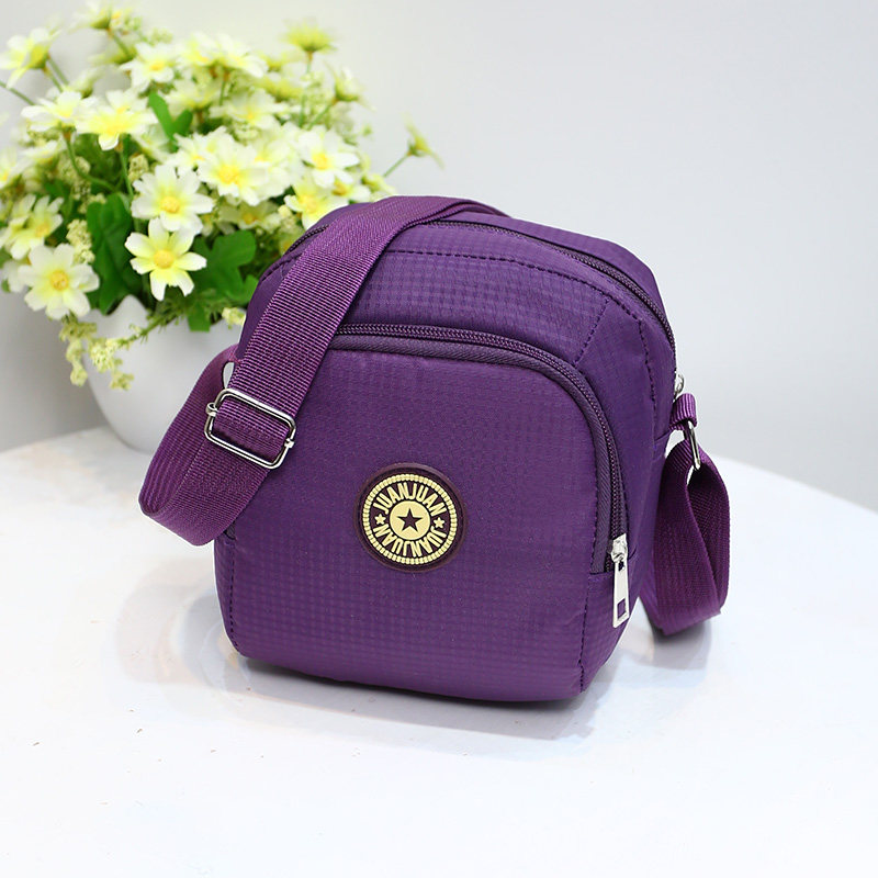 New women's bag Casual Nylon Sail Bag in Old Age Skew Satchel Fashion 100 Lap Single Shoulder Mom Little Flower Bouquet