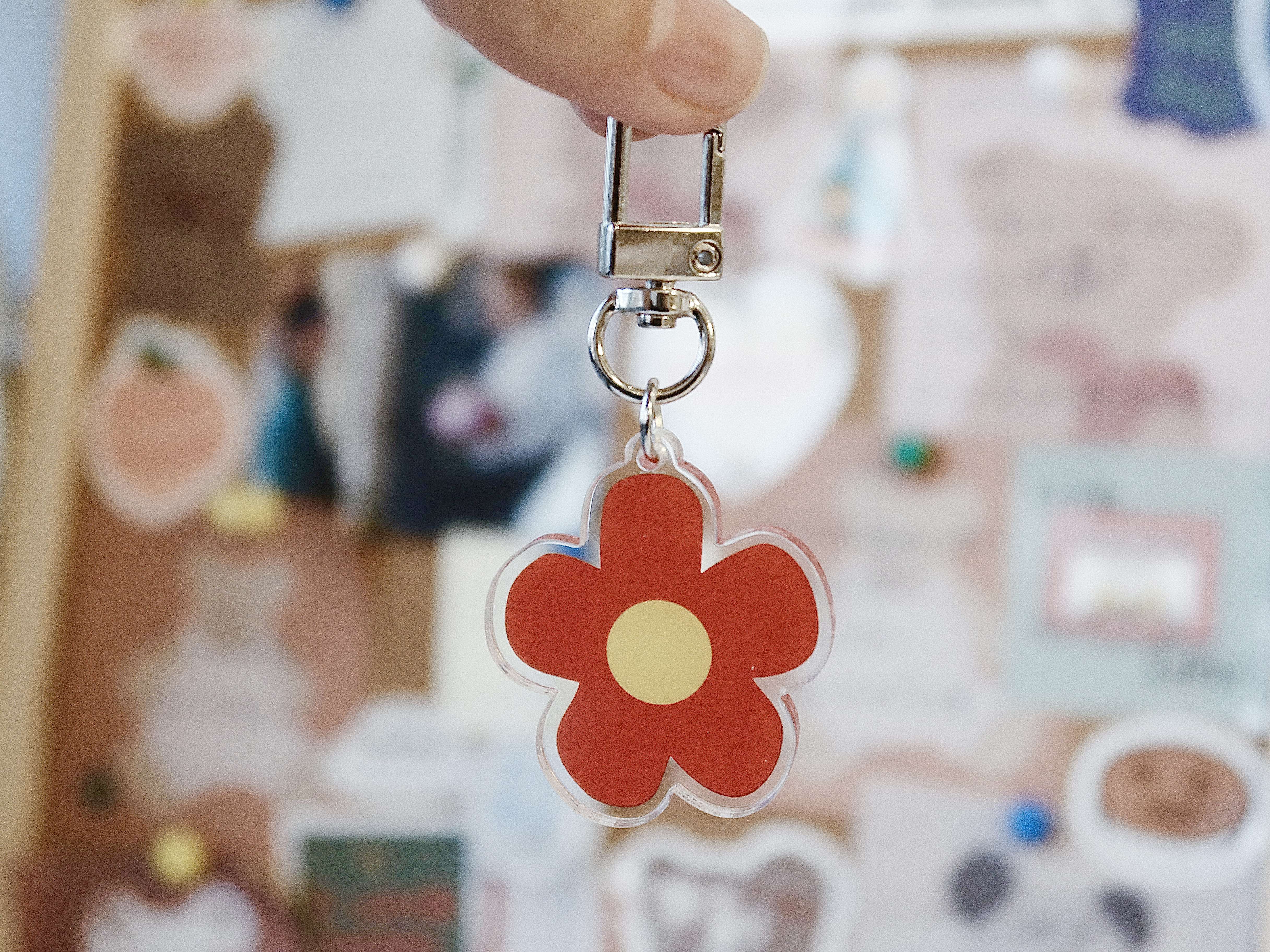 Little Spring Day and Lovely Little Redflower Keychain Bookkit Headset Handpiece Little Flower Couple Acrylic