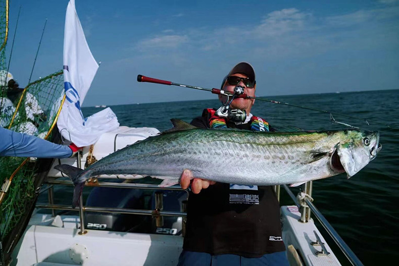 Море удочкой 伊酷达船竿青蓝引竹实心碳素船钓竿近海深海轻型快抽慢摇铁板鱼竿 Ecooda