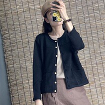 (Knitted cardigan women) Autumn thin coat fashion slim commuter Joker splicing big pocket wool top