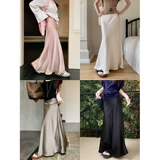 Цветная летняя приталенная юбка, высокая талия, рыбий хвост, с акцентом на бедрах