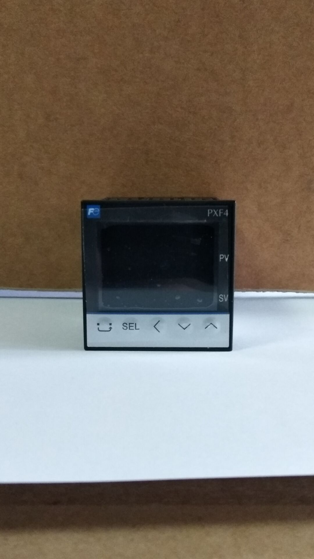 PXF4ACY2-1W100 Fuji temperature-controlled table PXF4AEY2-1W100 brand new PXF4ABY2-1W100