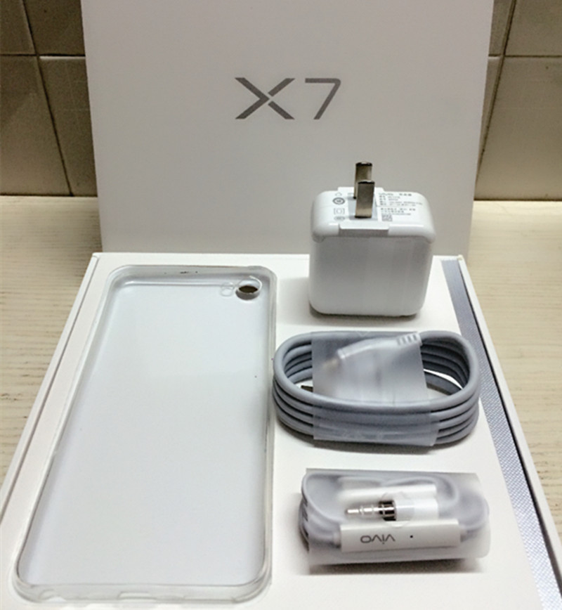 VIVOX7 mobile phone packaging box hot sale VIVOX7Plus mobile phone original charger data cable headset