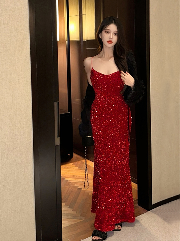 Plus Size Sexy Red Sequin Spaghetti Strap Dress Women's High-End Annual Meeting Birthday Dress Bodycon Fishtail Dress