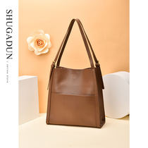  2021 new trendy leather portable womens bag large-capacity tote bag niche design bucket bag wild shoulder bag female