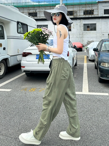 Luna LimitedJils*nder возвращает полную толстую туфли бисквит с белым/черным цветом