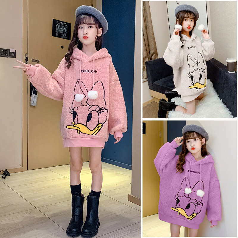Girls plus the long - range 2022 new childhood in the autumn and winter with thick lamb fluff sweater