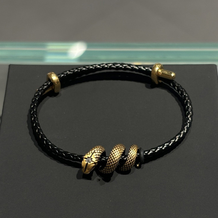 Xiaohongshu's Popular Vintage Retro Black and Gold Coiled Snake Bracelet 2025 New Model Zodiac Year Snake Bracelet