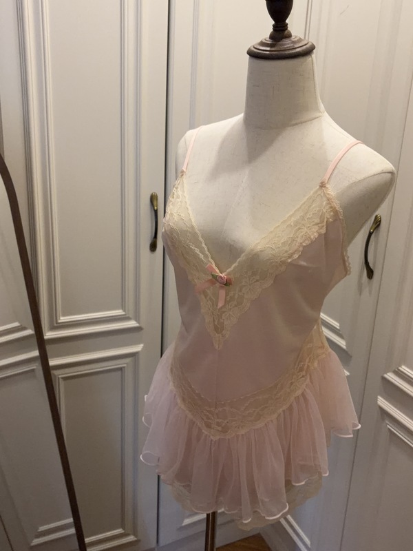 Summer Pajamas for Girls, Pure and Sexy Suspender Shorts Set, Sweet Style Pajamas with Ruffled Edges, Sexy Loungewear