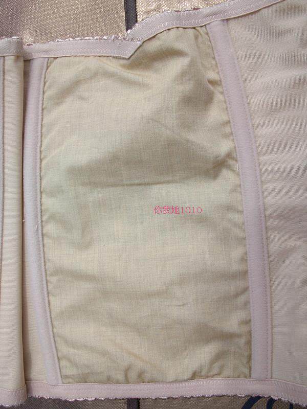 Corset amincissant luxueux - Ref 689575 Image 9