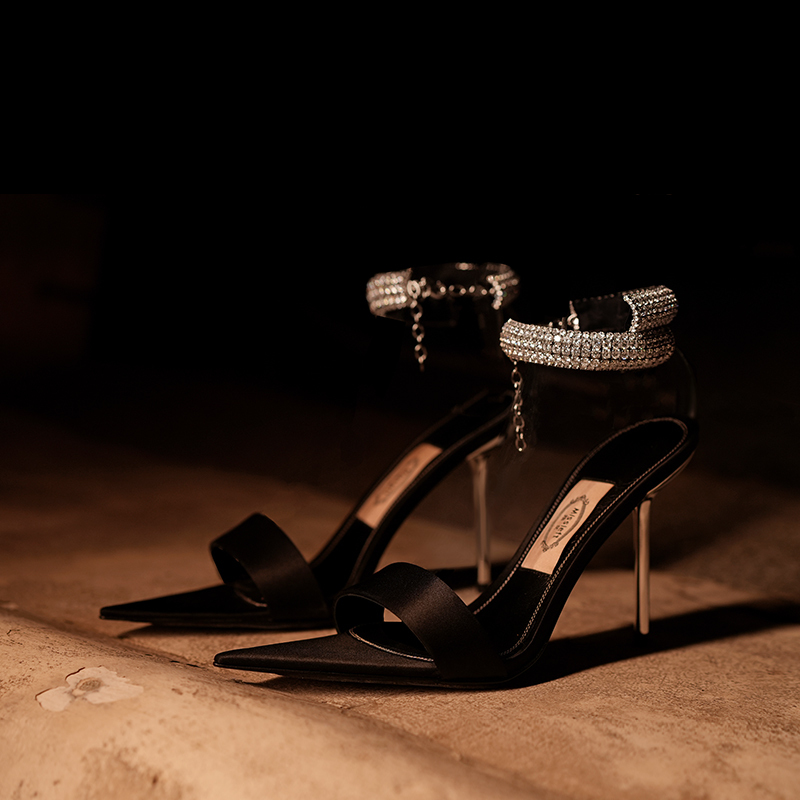Miss Left/独女【幻彩女王】Rhinestone Open-Toe Sandals, Light Luxury European and American Style One-Strap High Heels