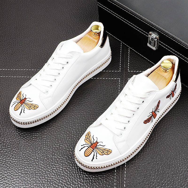 Little Bee White Shoes Men's Leather Breathable Personality Embroidered Sneakers Men's Casual All-match White Internal Orgasm Shoes
