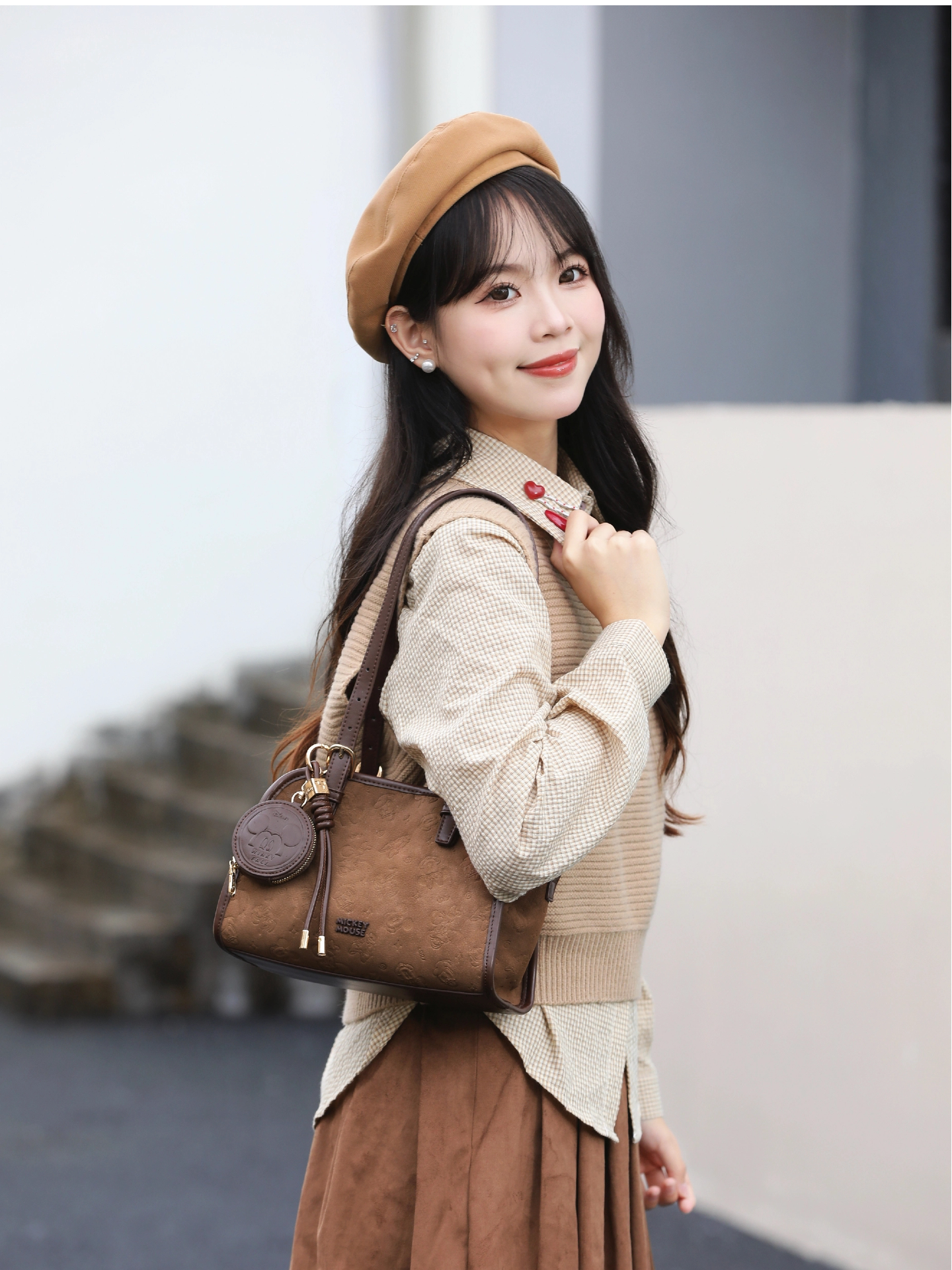 Disney Tote Bag, Women's Crossbody Bag, Simple and Versatile, Stylish Underarm Shoulder Bag, Small Handbag for Women Commuting