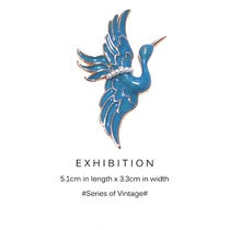 Retro style literary pearl brooch female Japanese anti-light collar female fixed clothes pin decoration creative Joker