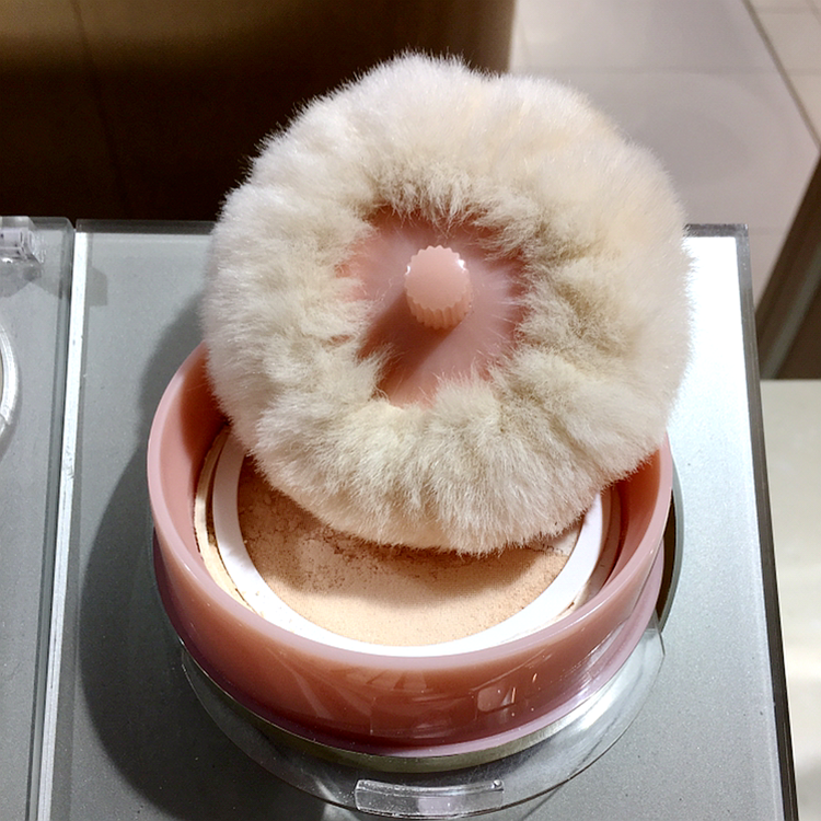 Hong Kong counter paul & joe pumpkin powder enamel powder loose powder 23g hot spot